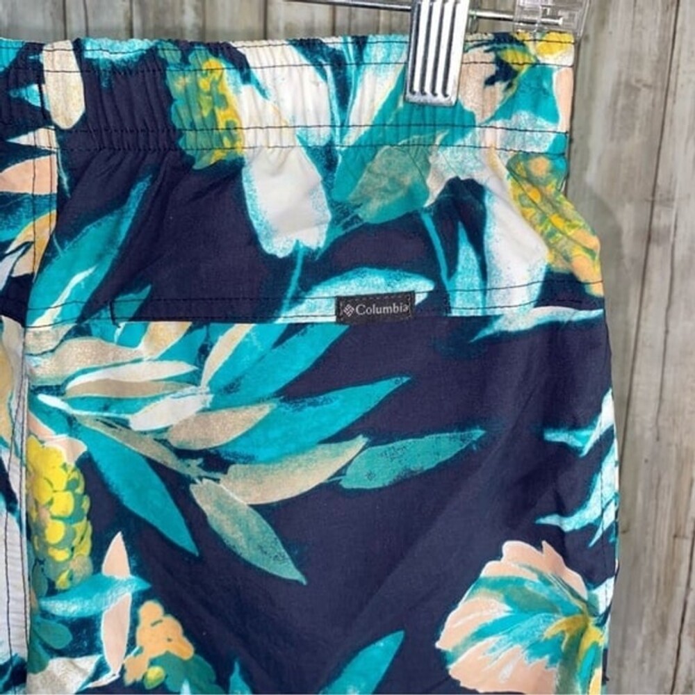 Columbia Bogata Bay Board Shorts - Picture 2 of 4